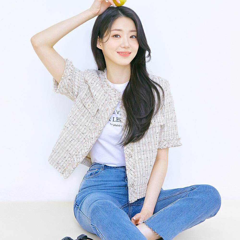 [5월 3일 이후 발송] [미쏘x신지연] R넥 수술디테일 트위드 숏자켓 MIWJKC503G