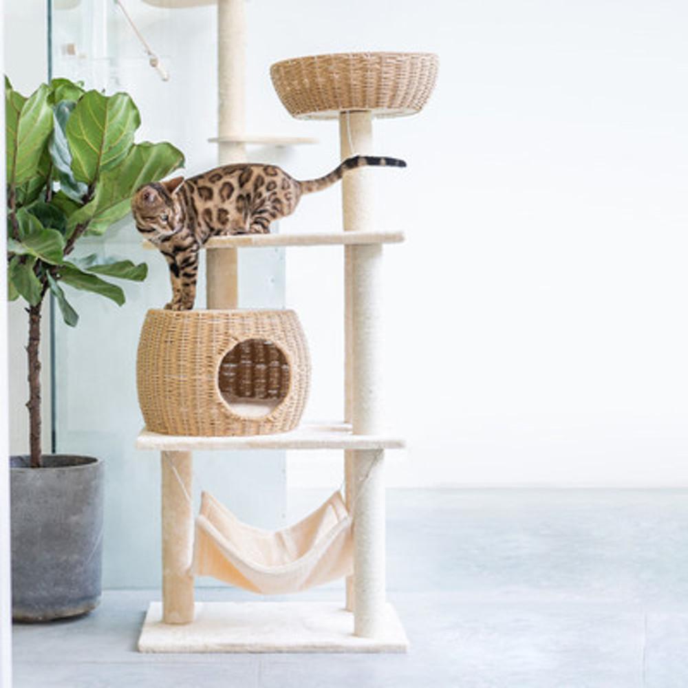 고양이 스크래쳐 하우스 캣 타워 일본 수출. 집 고양이가 편안하게 나무를 엮어 만든