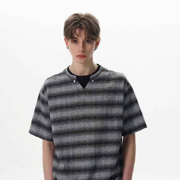 gradient striped short-sleeved T-shirt