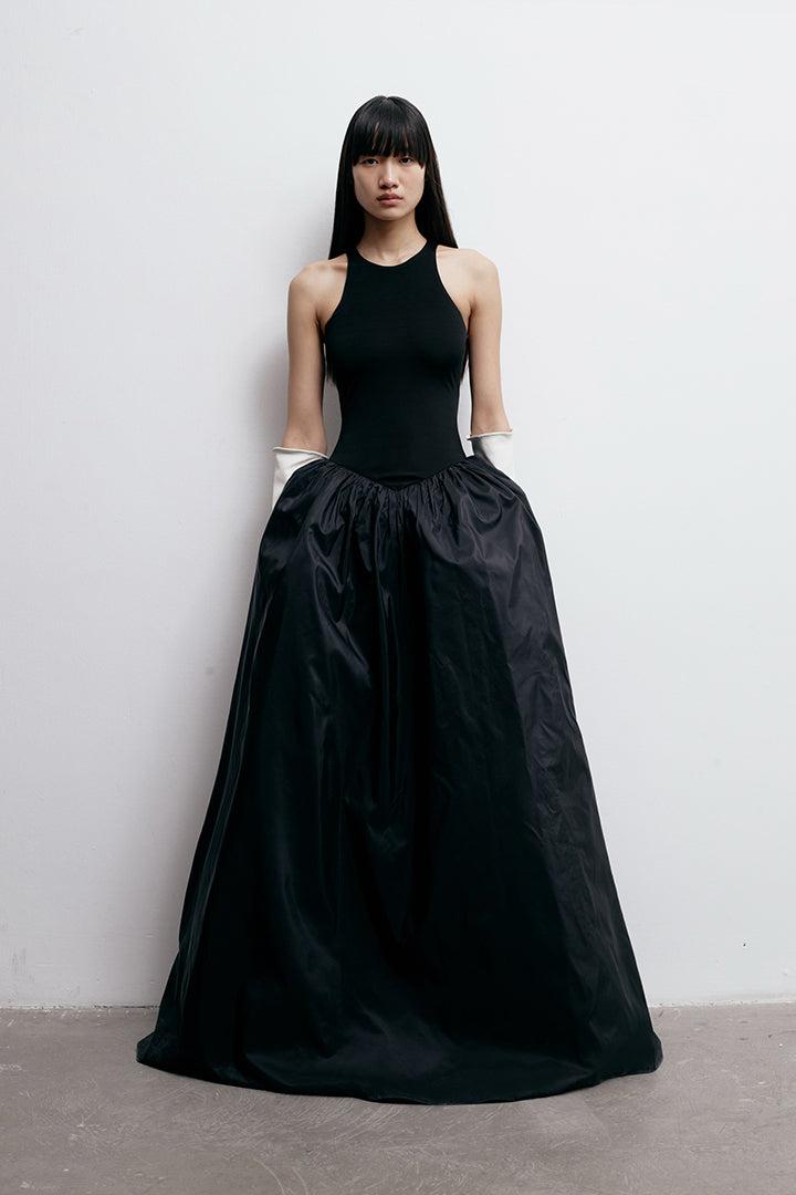 CATE IN BLACK OYSTER