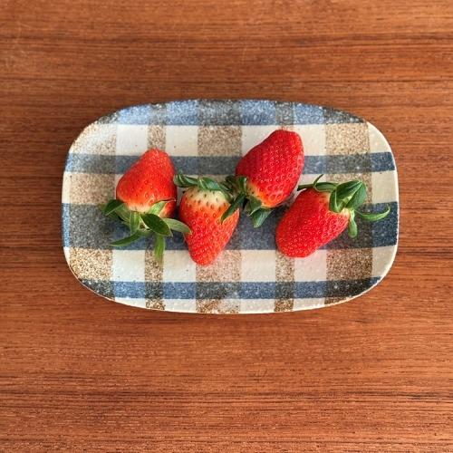 블랑 둥근사각 접시-체크