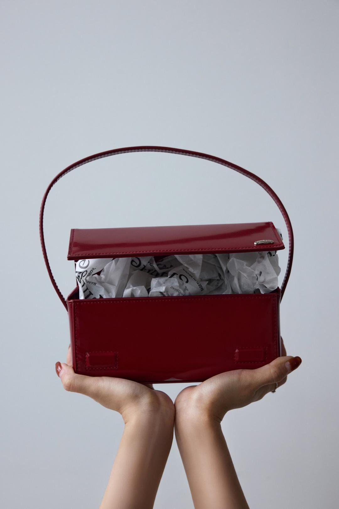 [EXCLUSIVE] BUTTER BAR BAG MINI - RED VELVET