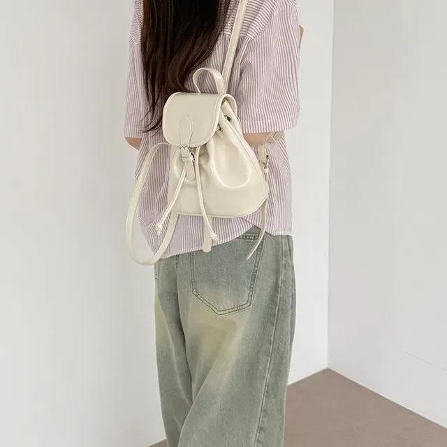 [당일/주문폭주] 가벼운 유광 미니 토트 백팩 여행가방