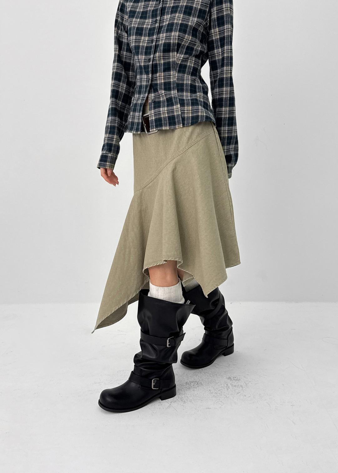 헤룬 슬라우치 버클 레더 롱부츠