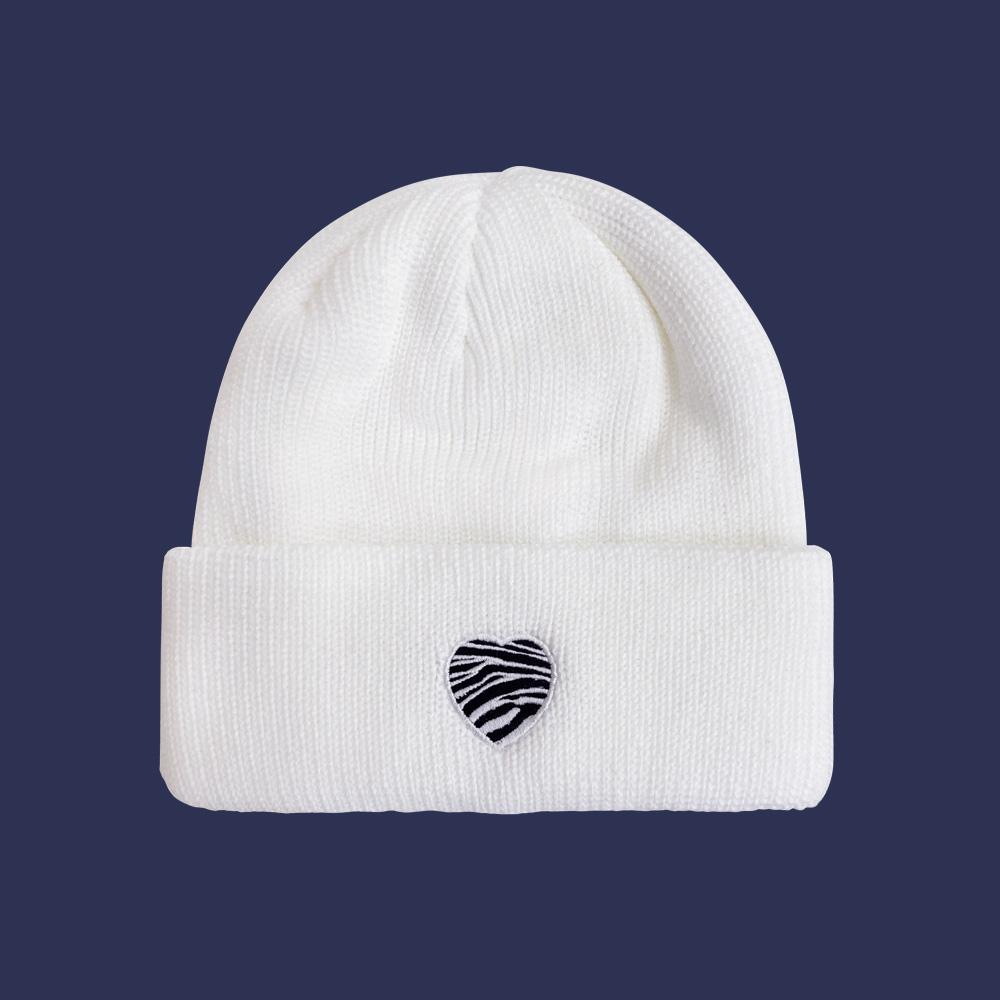 Zebra Heart Beanie_Ivory