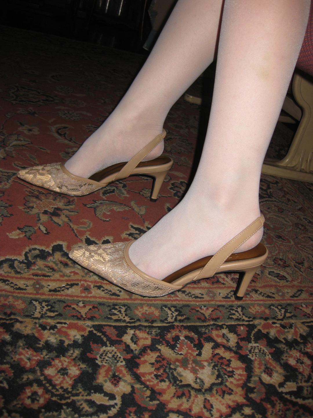 紅煙 Lace stiletto heel (Black/Beige)