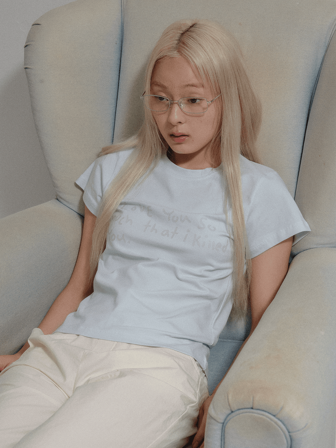 CRAYON _HALF_T_BABY BLUE