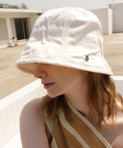 DAISY COTTON IVORY BUCKET HAT