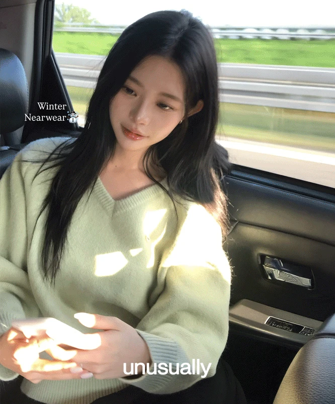 [겨울신상⛄당일발송] 언유즈얼리 애니띵 브이넥 니트 (6color) /제작/펜던트니트/v넥/팬던트/데이트룩/하객룩/파스텔