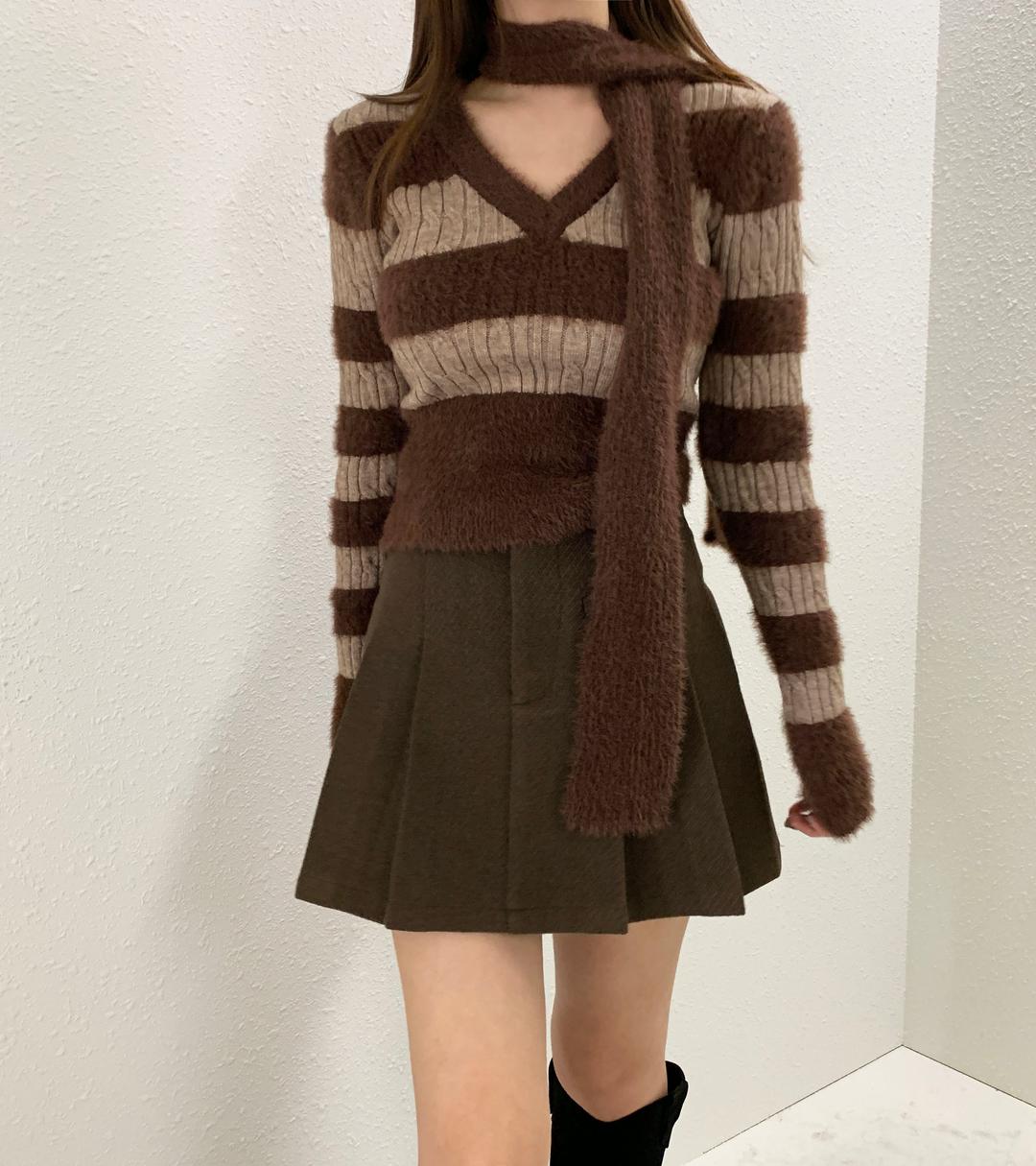 단가라 스트라이프 브이넥 스카프set 니트