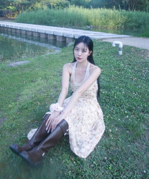 Cosarge Floret Lace Slip Dress(Beige)