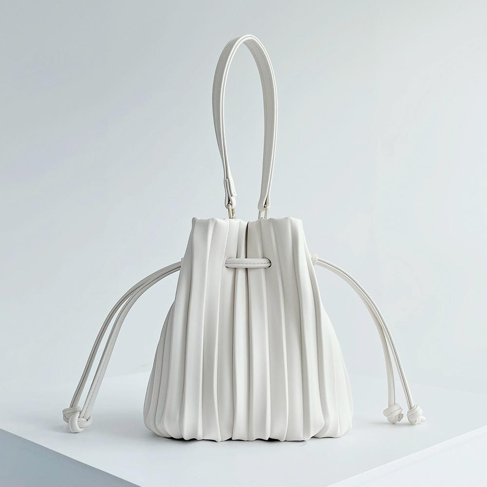 [DIBLANC] 초초특가 7월 7일까지 59,000원→27,900원 플리츠 엠버미니 크로스백