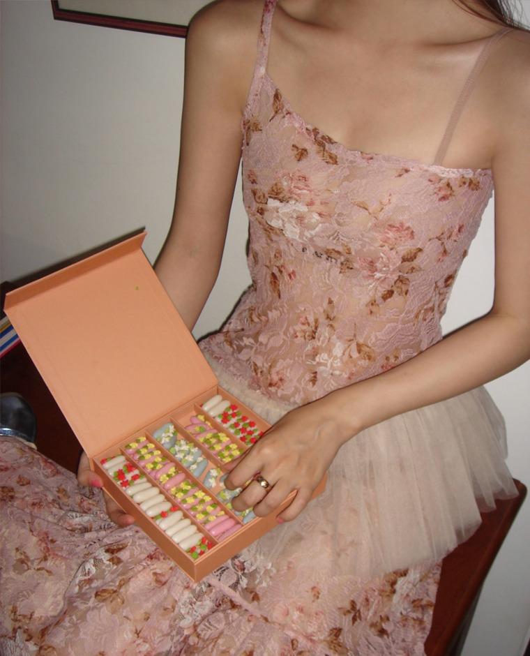 그라시아 원숄더 드레스