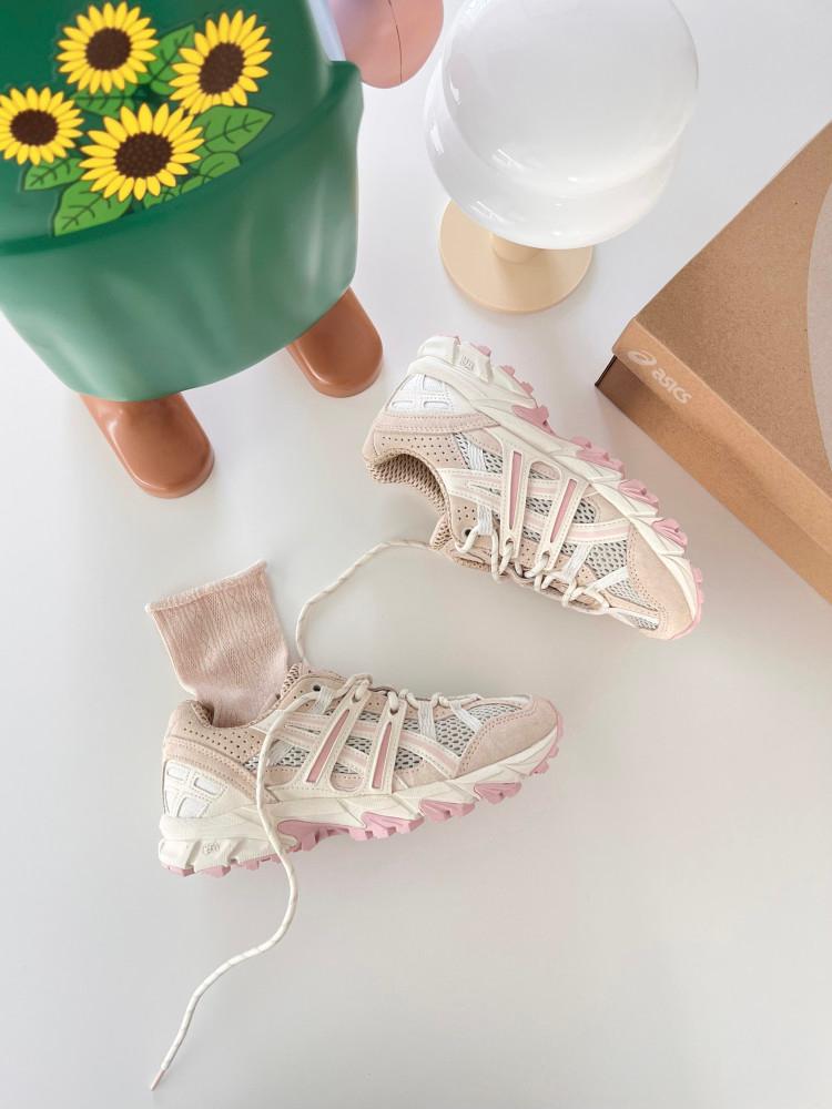 아식스 Gel-sonoma 15-50 앤티크 피오니 우먼스