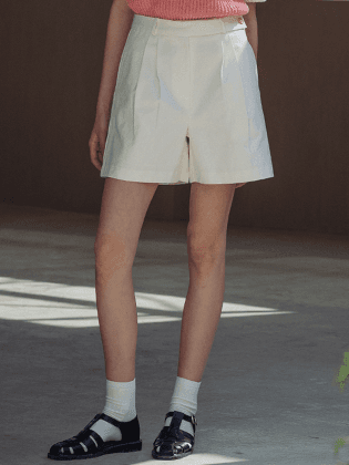 Side button point half pants_White