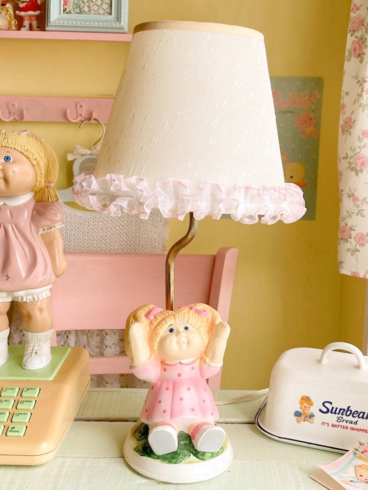 Vintage cabbage doll lamp : barbe de myo