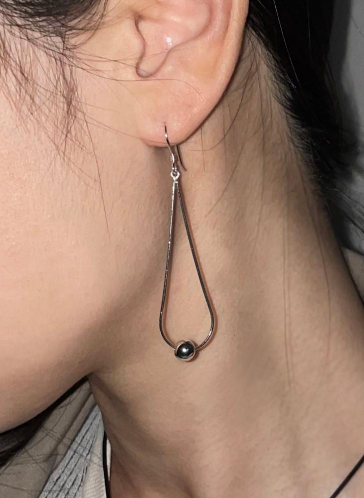 nudea - 누데아 볼 드롭 체인 볼드 시크 모던 힙 귀걸이 silver925