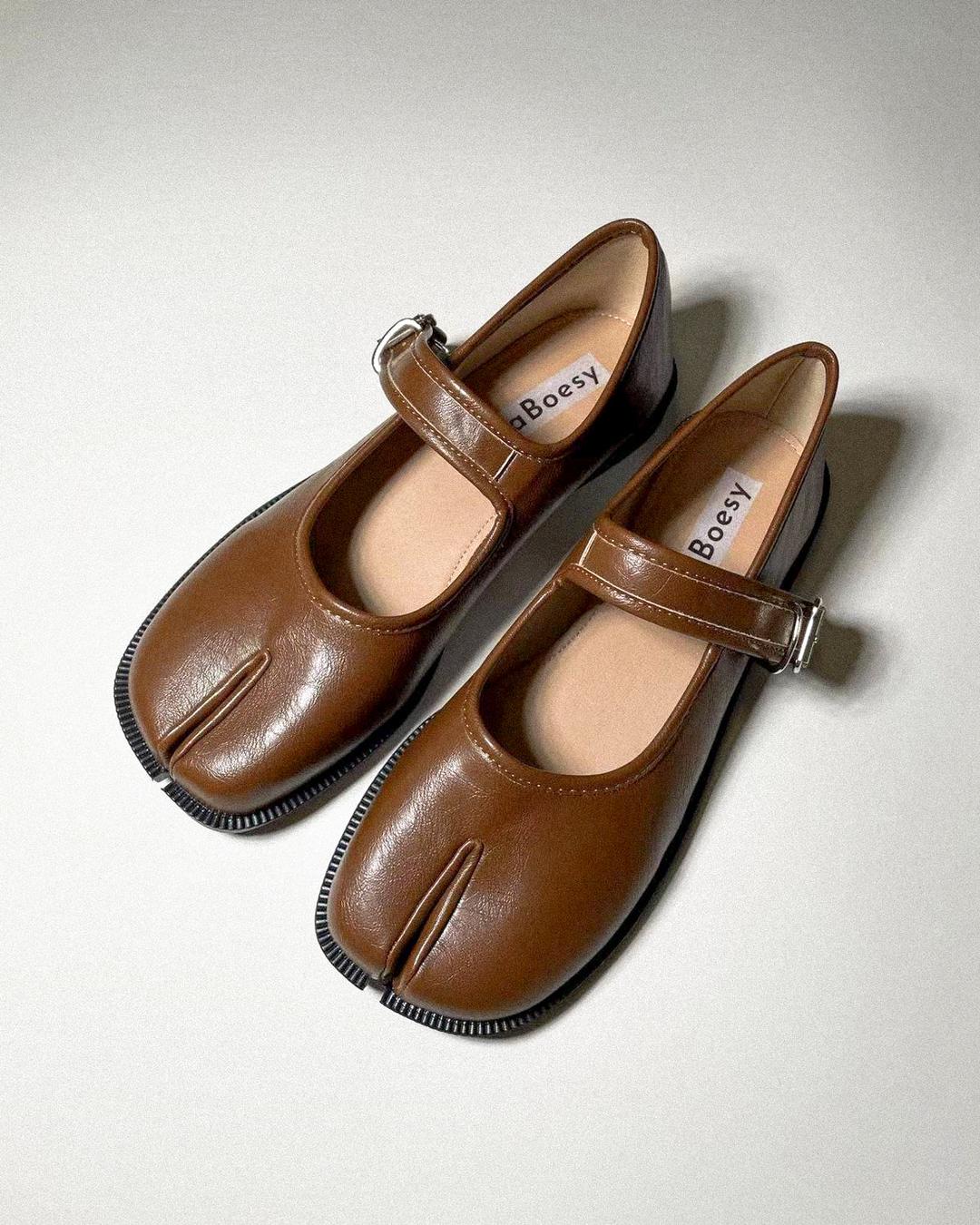 Adjustable Strap Tabi Mary Janes