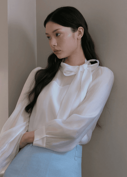 [Exclusive]페미닌 타이 블라우스
