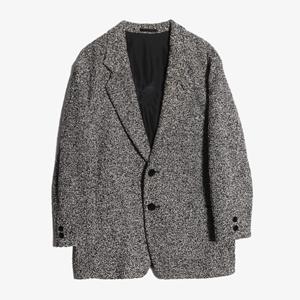 [중고] ISSEY MIYAKE   [이세이 미야케 투버튼 자켓]  [Man S / Color - MONO]