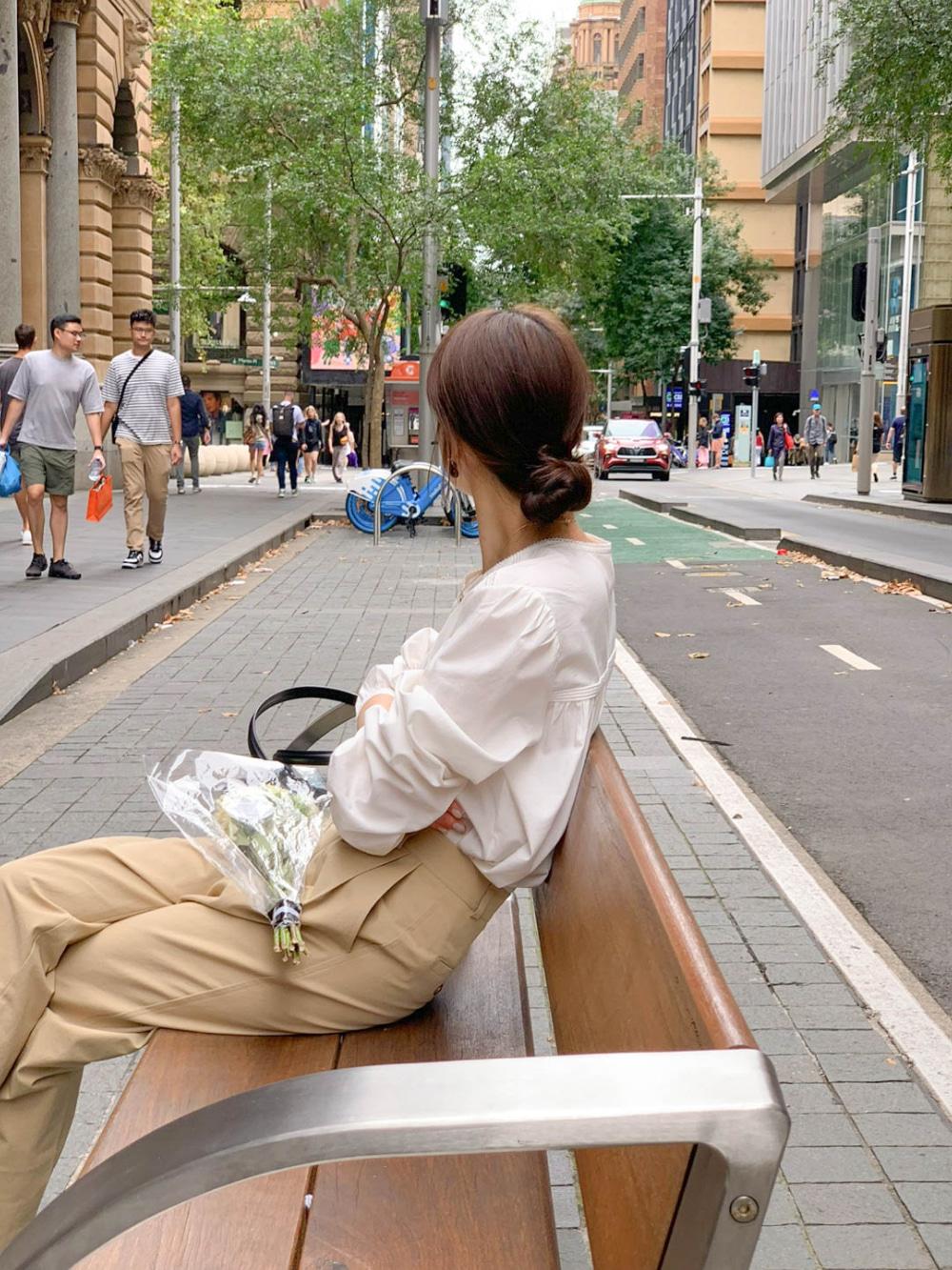 메이유 핀턱 블라우스