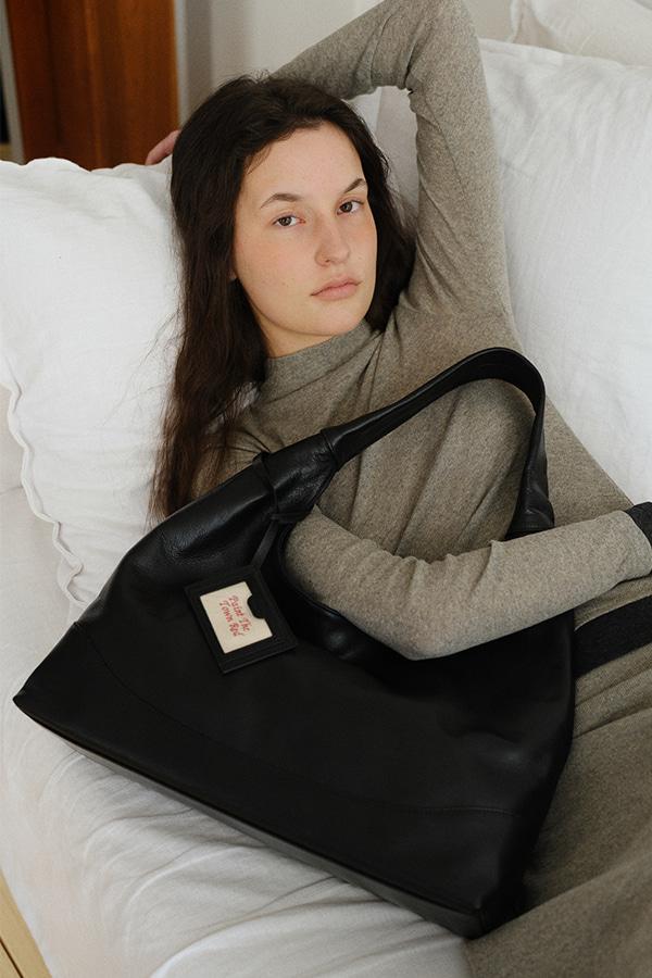 Fifi Bag (Black Dough)