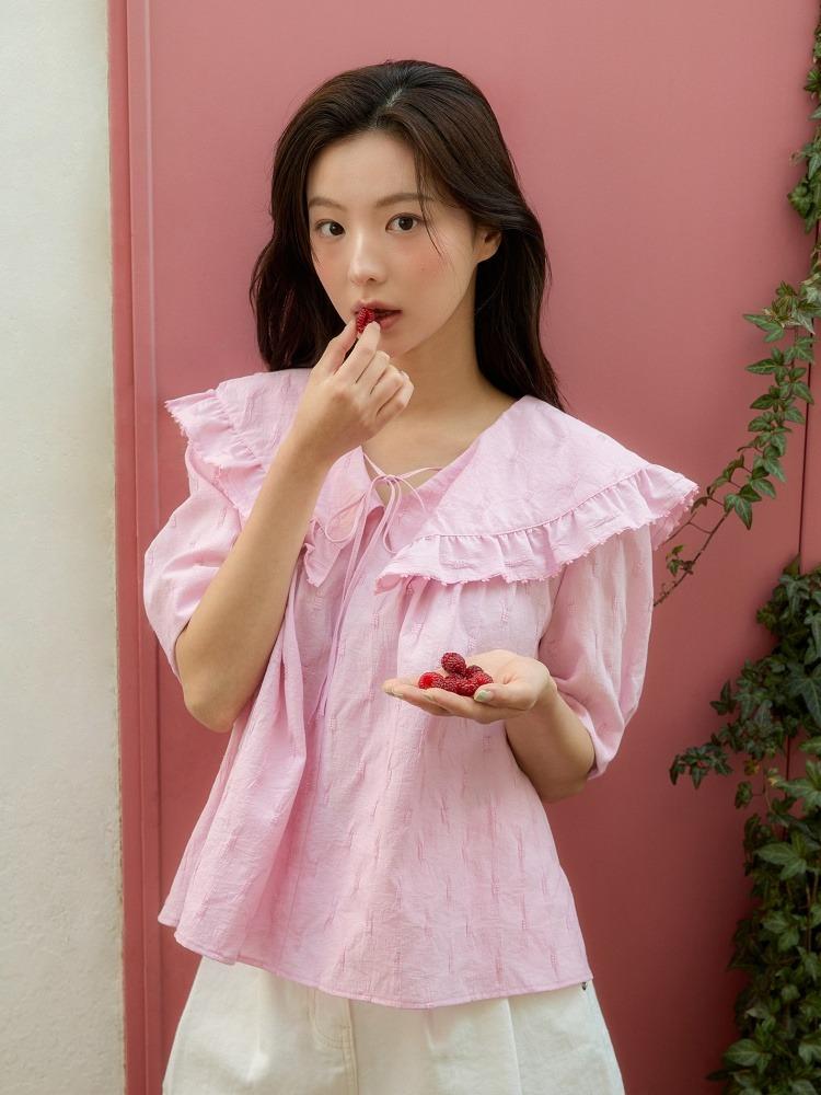 러플 카라 자수 블라우스 OW5XB4160