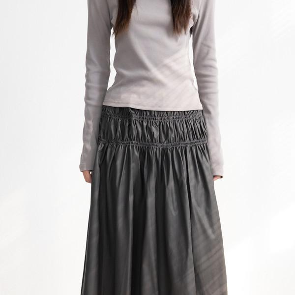 Smoke Leather Banding Long Skirt (Charcoal)