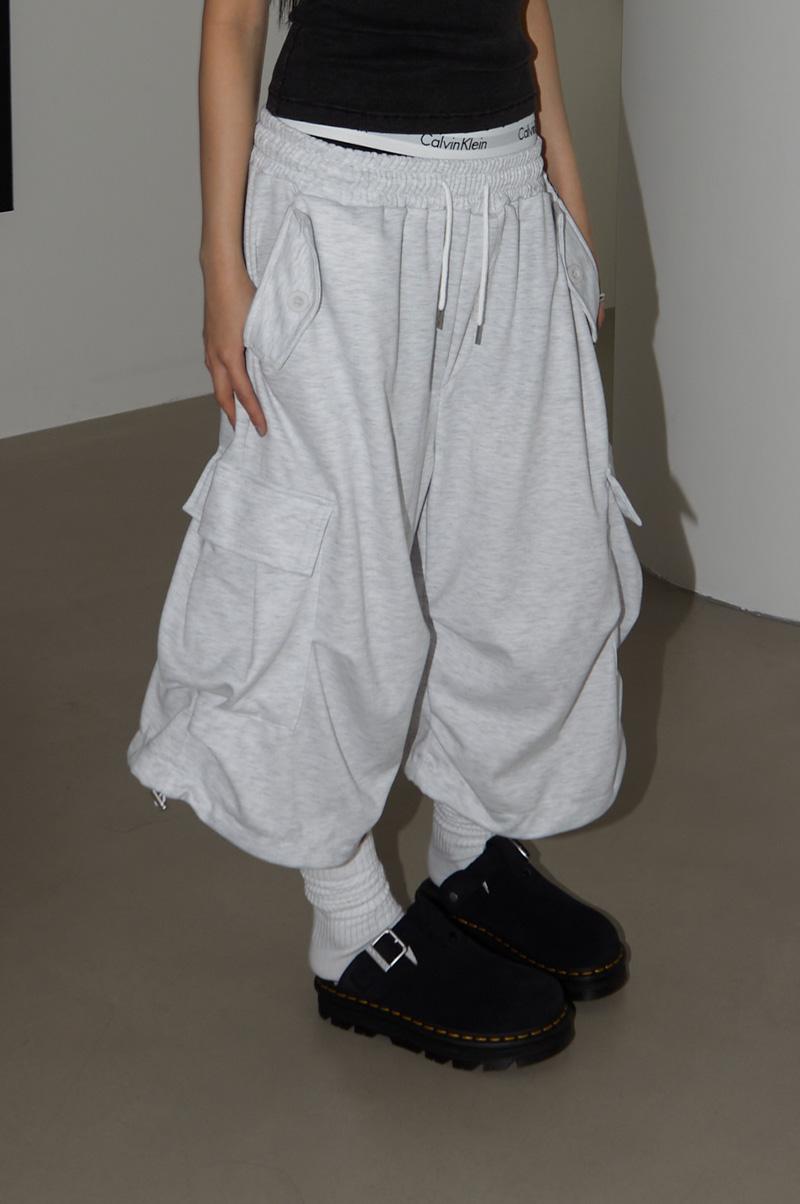PABLO 3D CARGO BERMUDA SWEAT PANTS