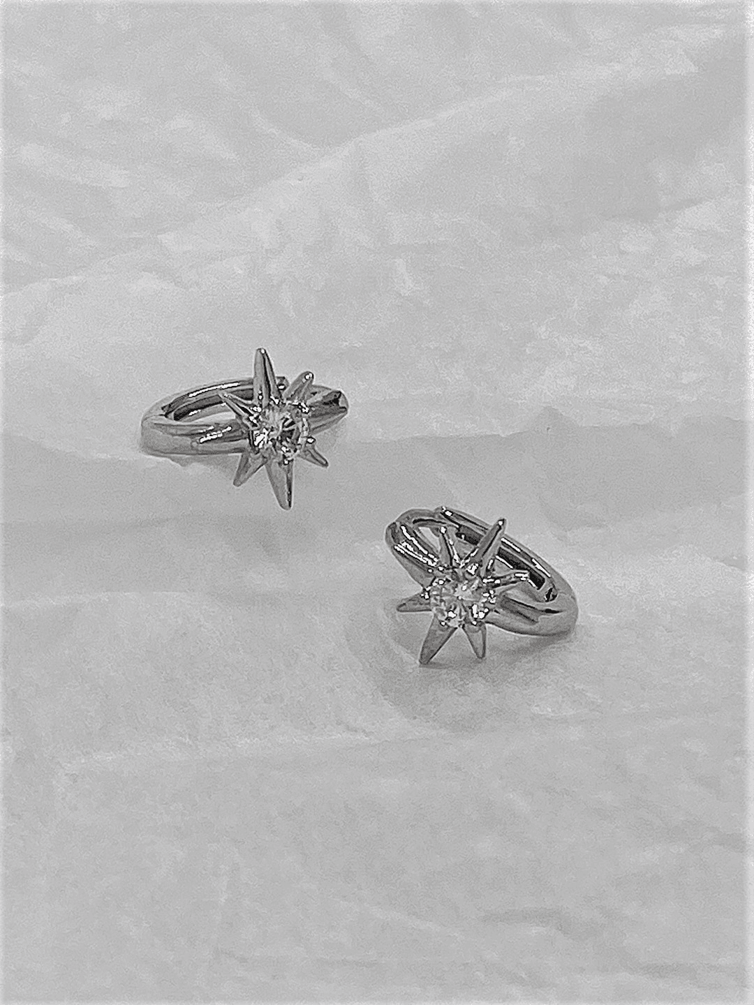 Spark one touch earring (MD 픽)