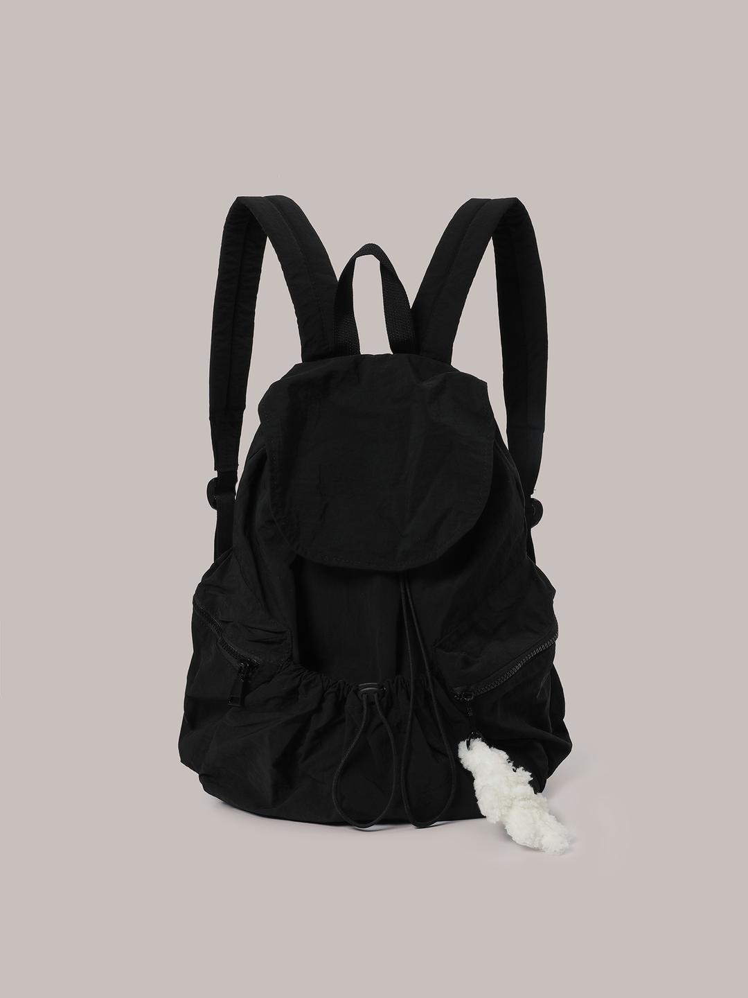 [5월 20일 예약배송] (키링증정) Rustle String Backpack - Black