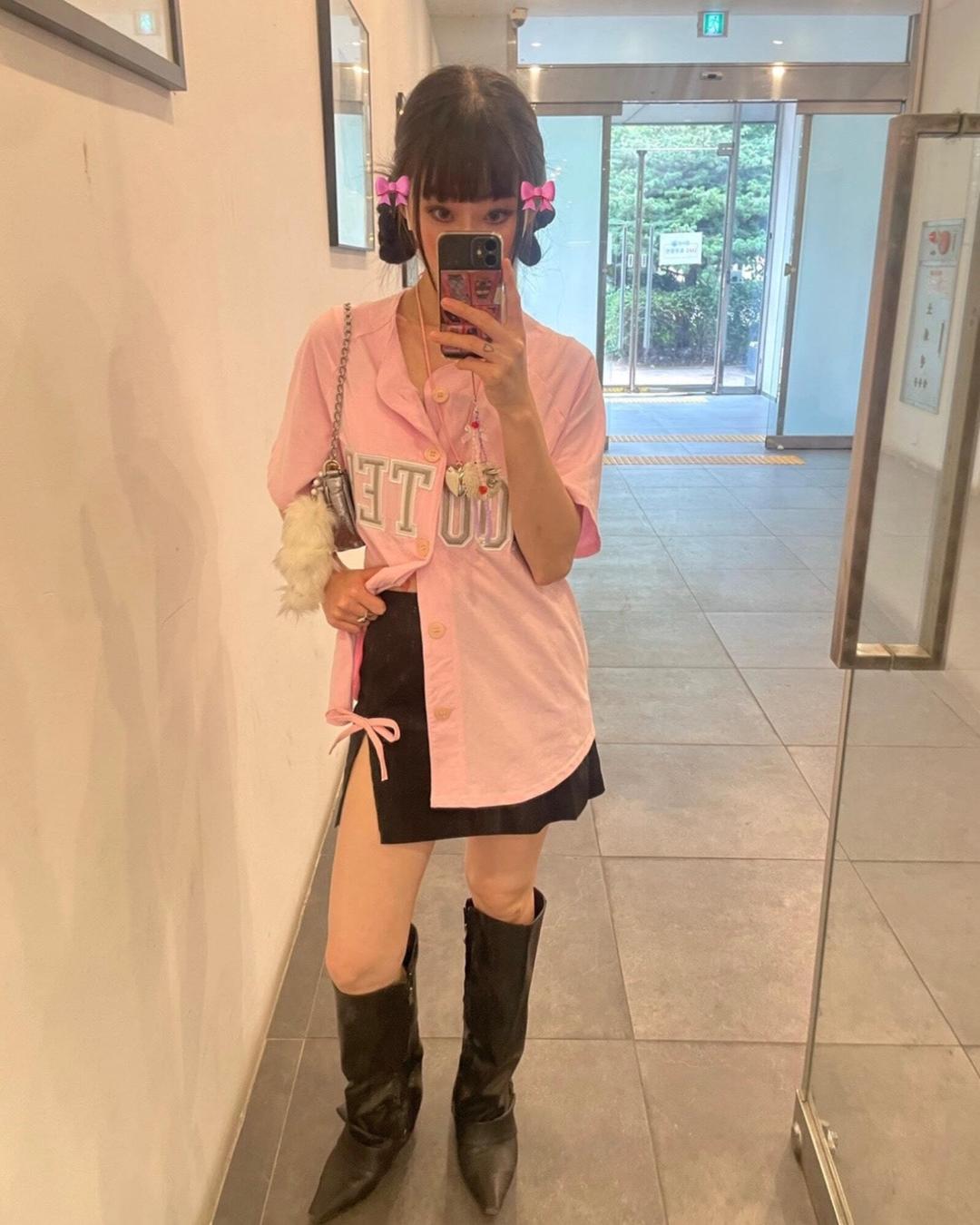 kitch pink baseball top