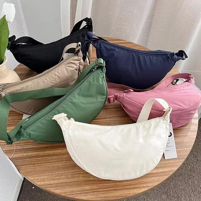 만두 반달 학생 크로스백 힙색 슬링백 나일론 가방