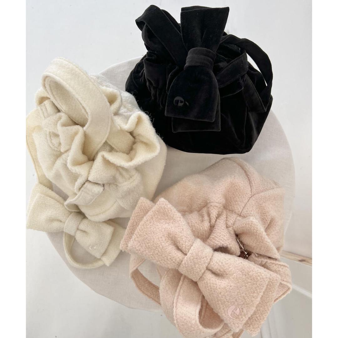 é ribbon gather bag