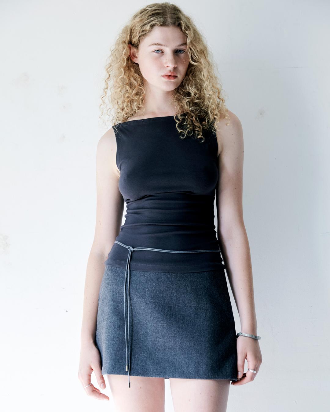 The Miniskirt in Wool - XS / Graphite Grey