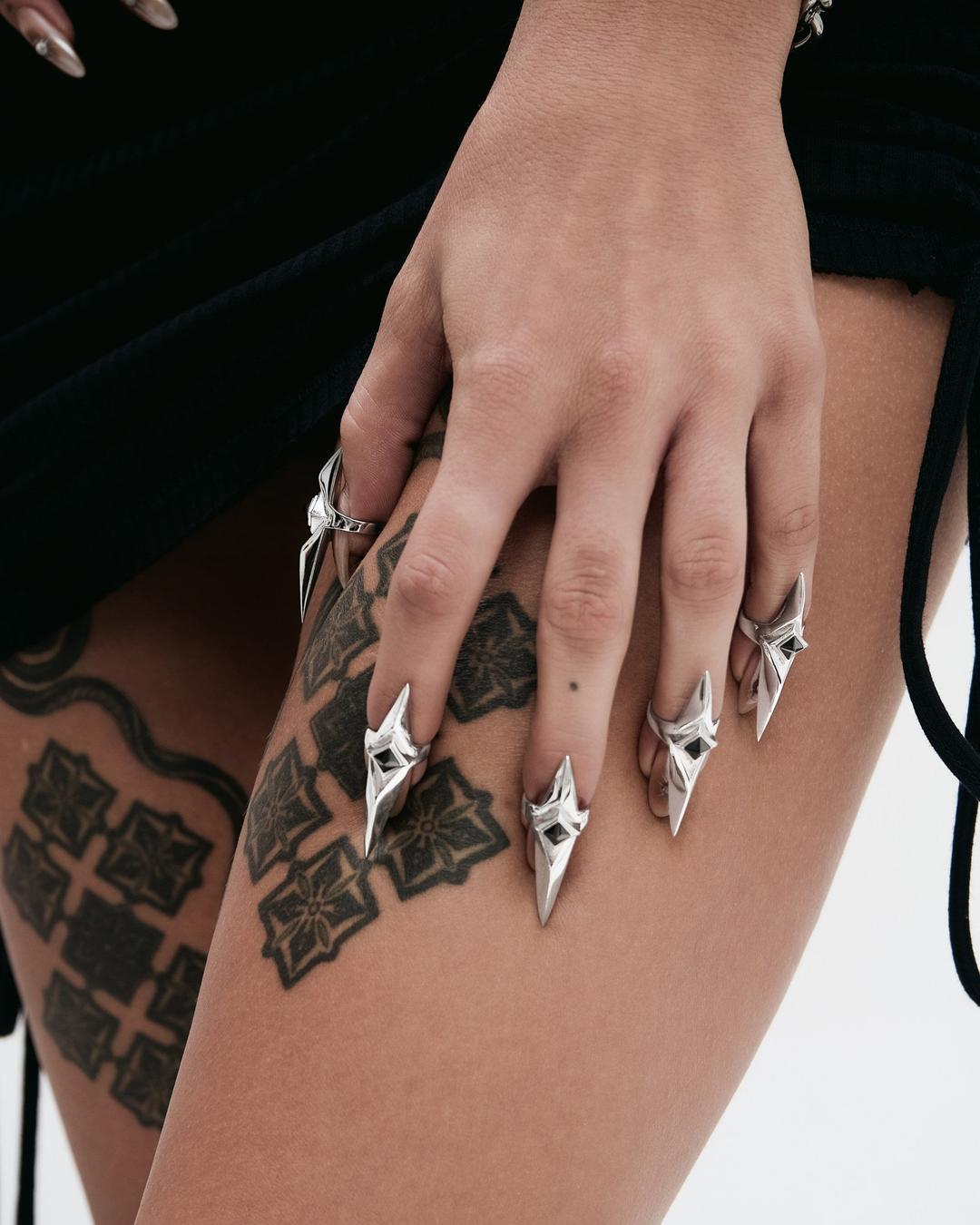 Lucent Nail Ring