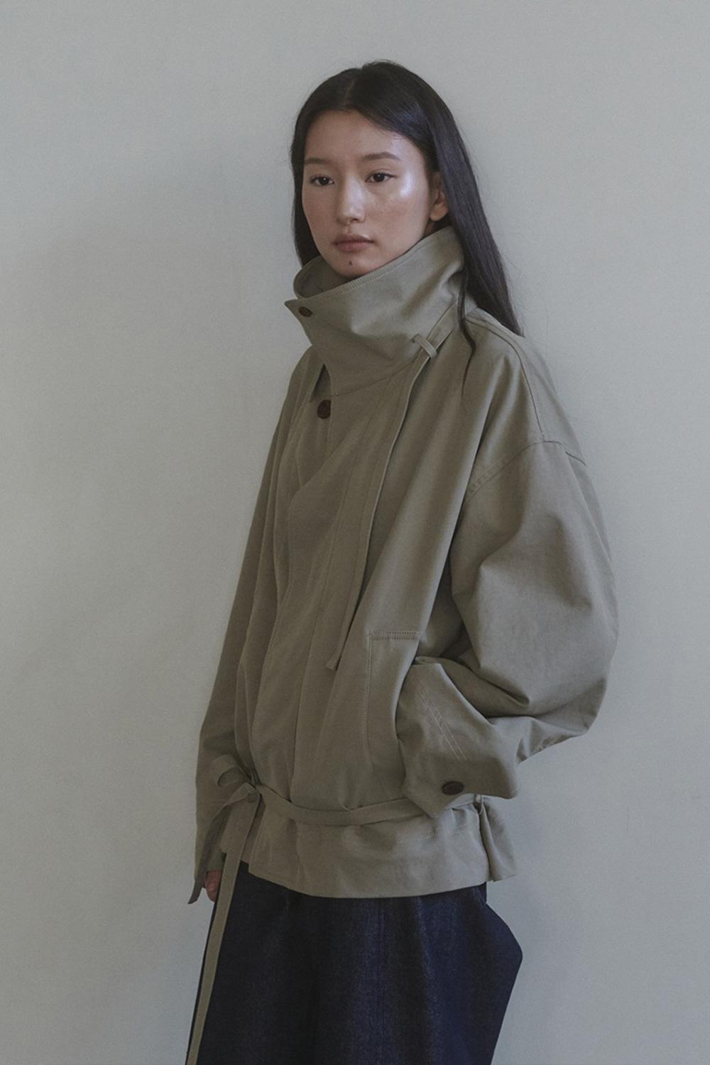Half-neck Trench