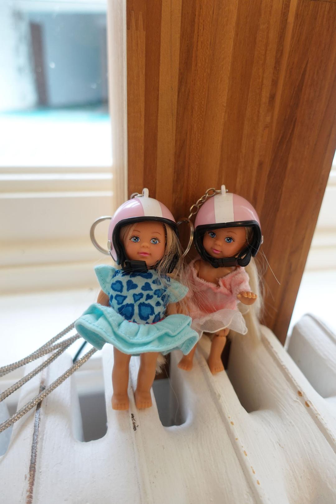 [20%] Barbie keyring set (random)