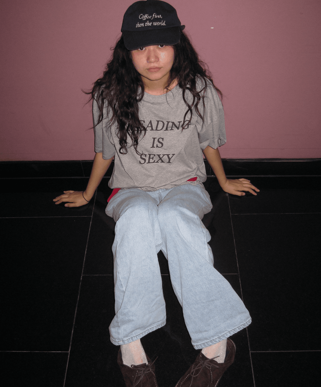 reading is sexy t-shirt / gray ( 8/27 이후 순차배송)