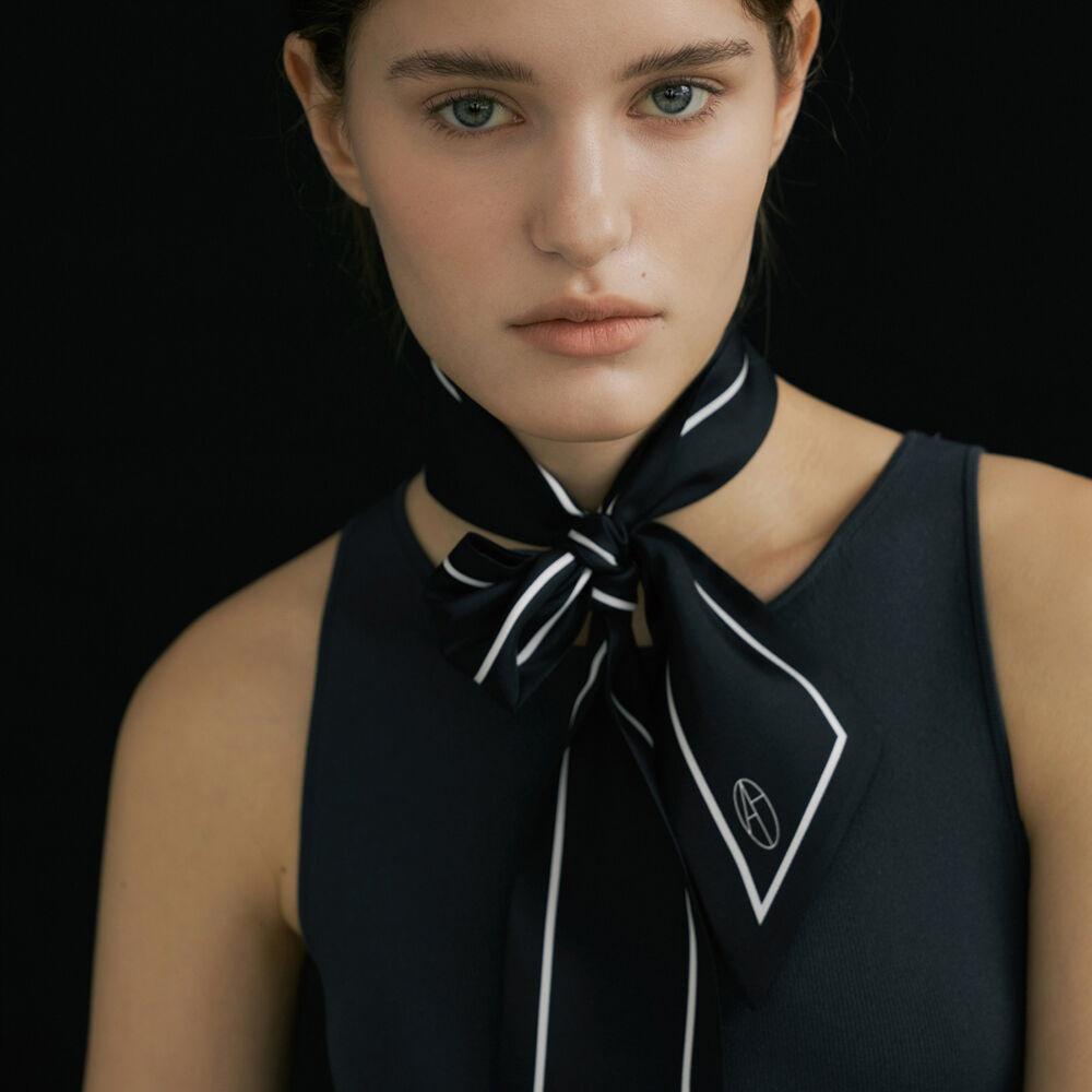 Long Twilly Silk Scarf - Black