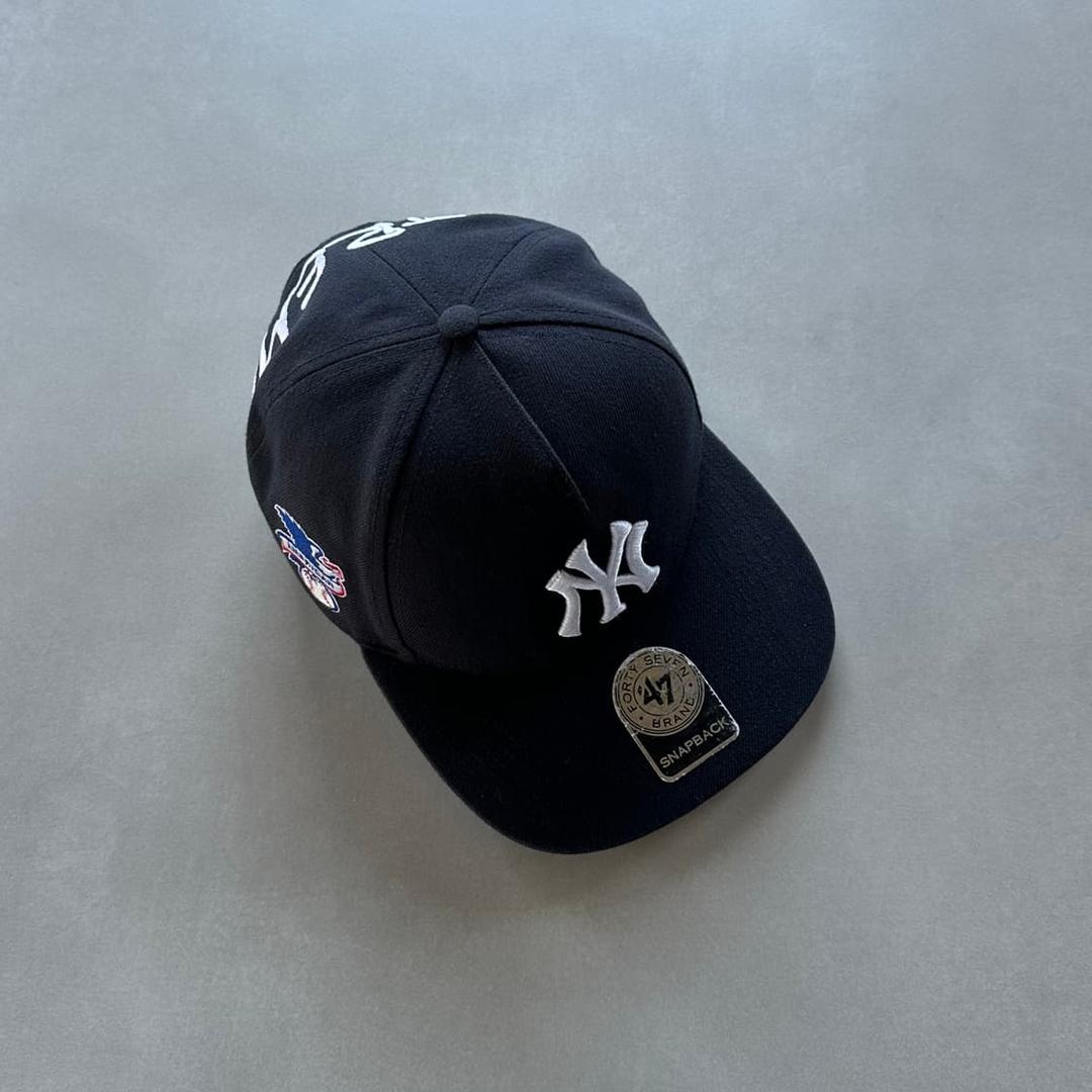 슈프림 뉴욕 양키스 47 5패널 스냅백 모자 네이비 | 후루츠패밀리