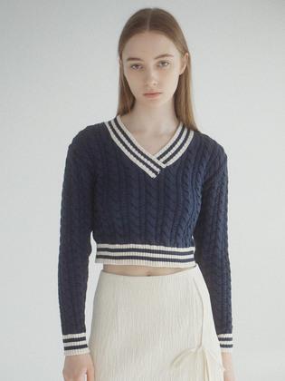 V-NECK CABLE KNIT / NAVY