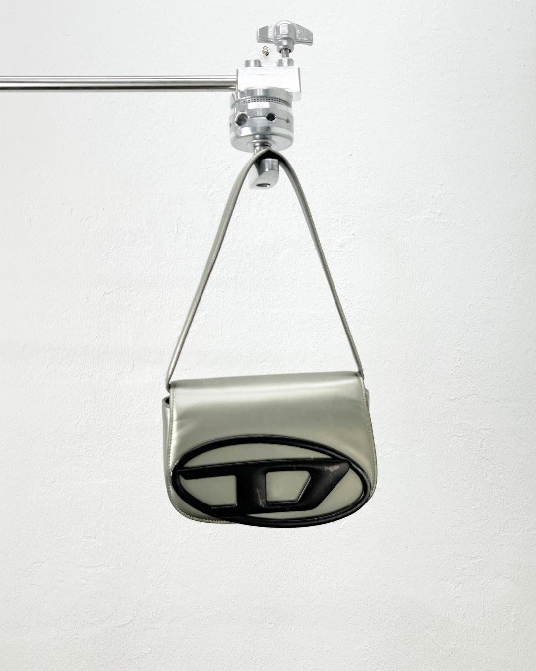 디젤 그레이 아이코닉 1DR 숄더백