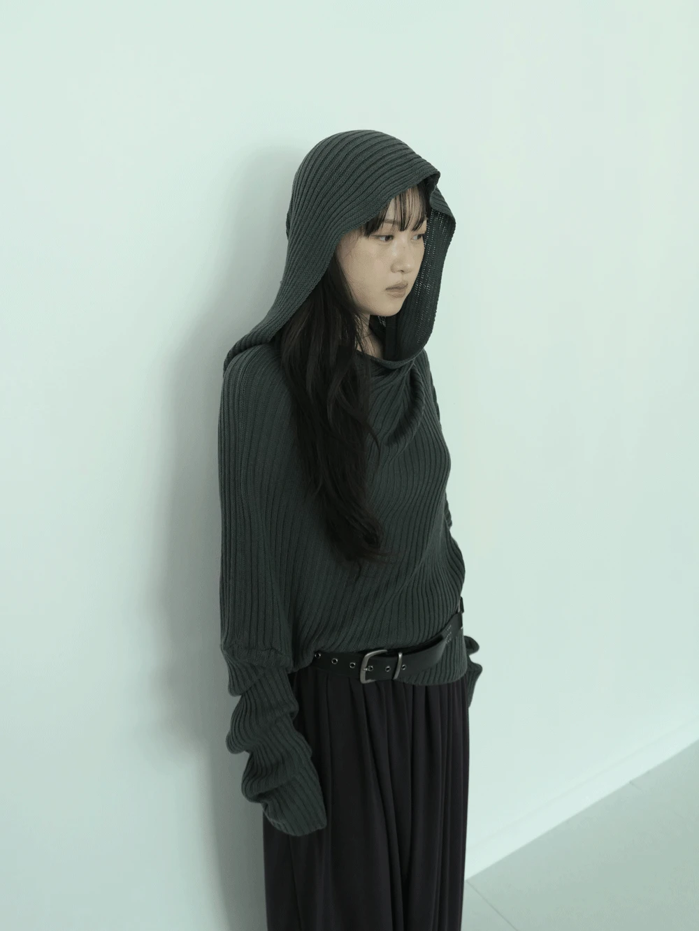 언밸런스 후드 니트 (2c)