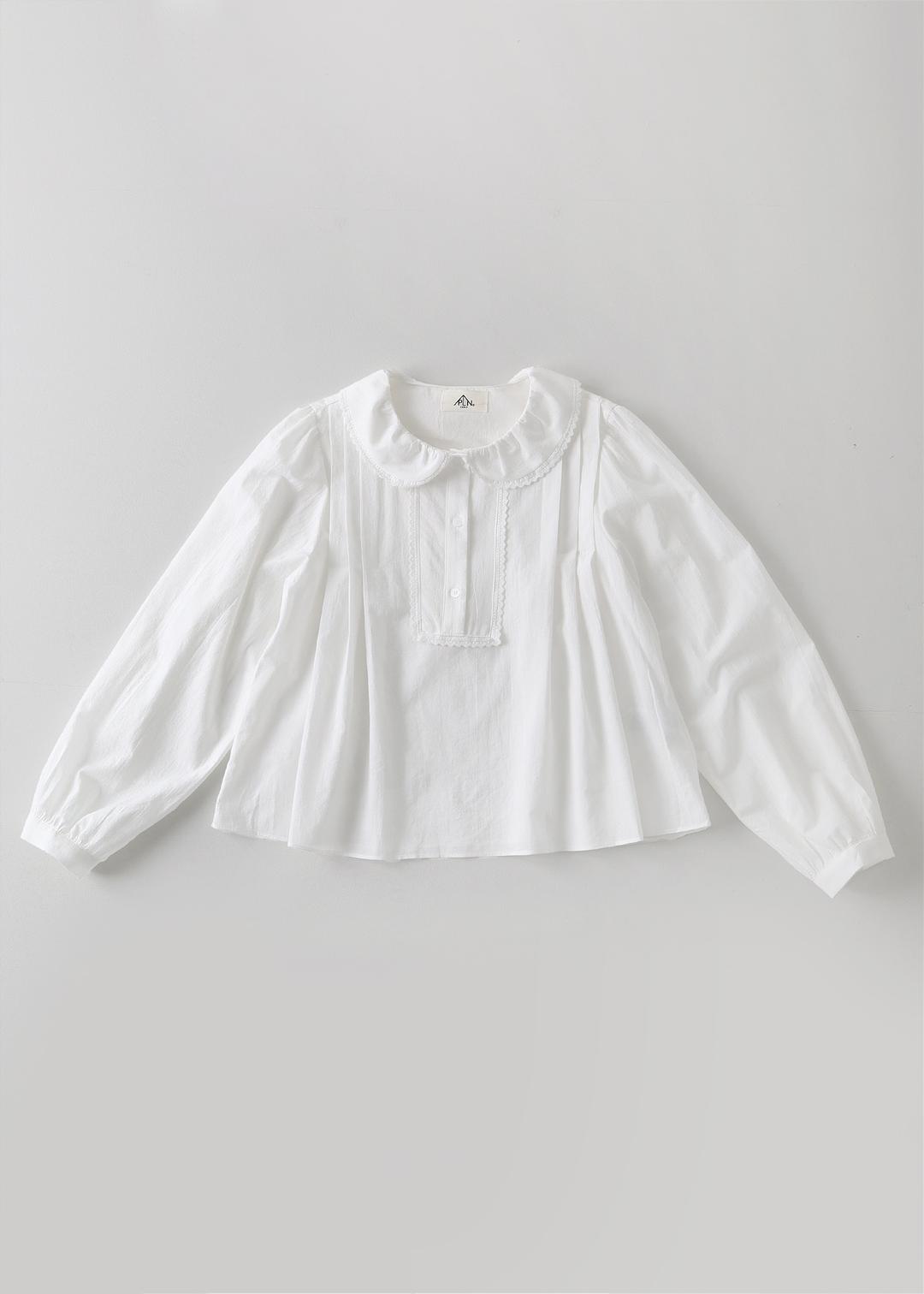 Round frill collar blouse (Milk White)