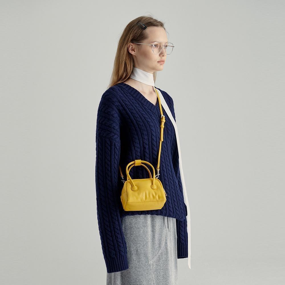 [특가~10.10]PADDED SOFT TOTE MICRO_yellow glossy plain