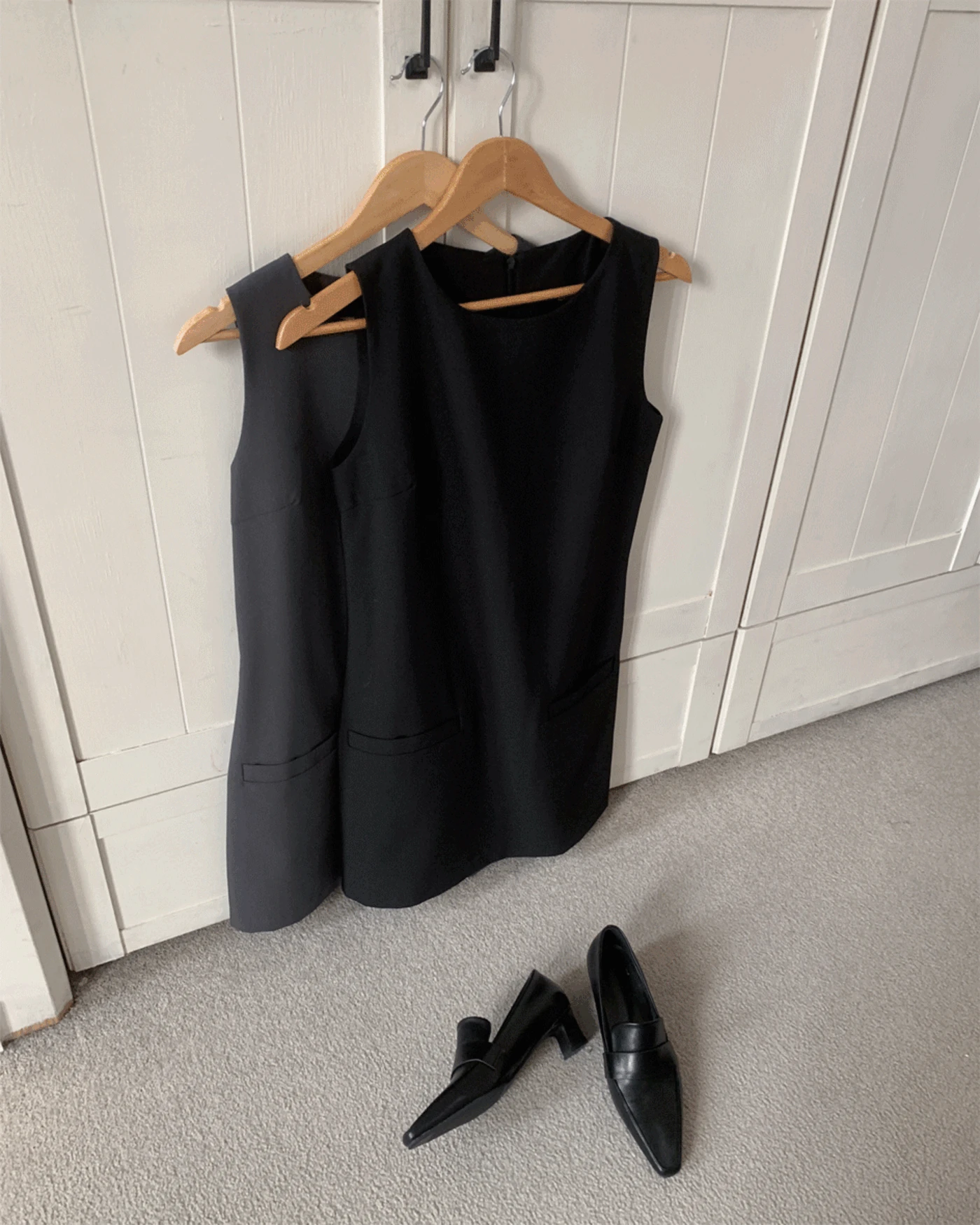 Classic 메이 심플 라인 투 포켓 미니 원피스 (2color)