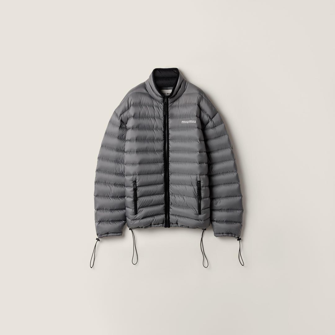 Lightweight pongé down jacket