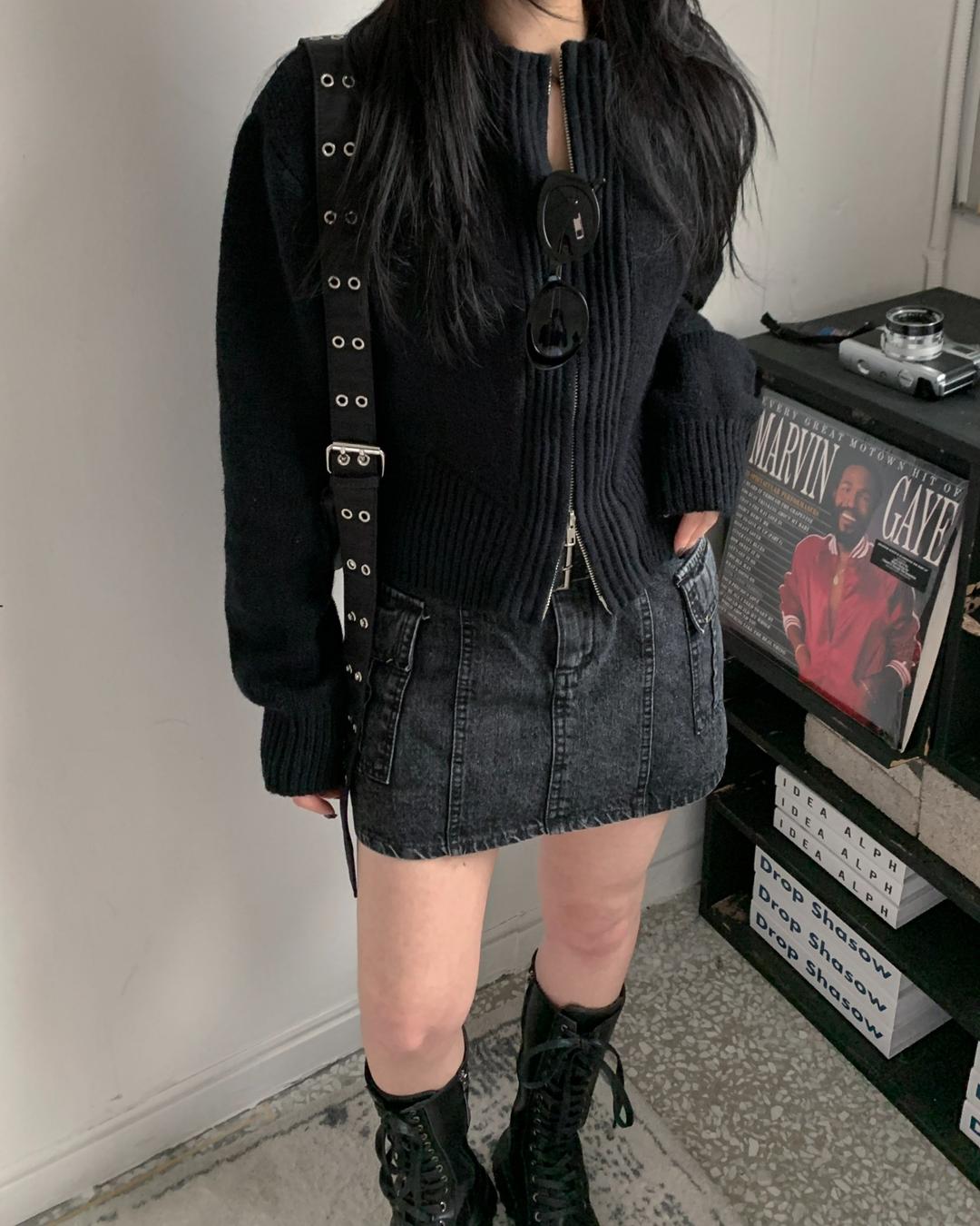 Side pocket denim skirt