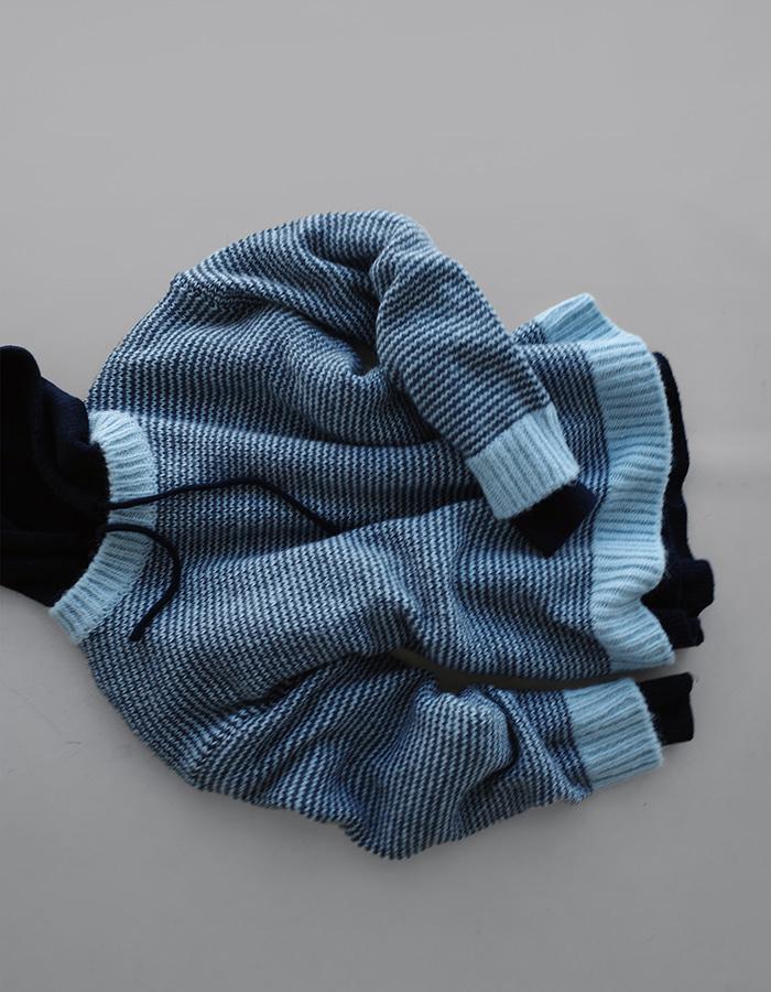 라룸 [by LAROOM] 스튜알파카ST니트